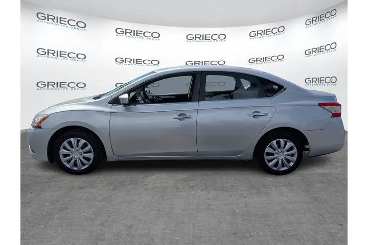 $5597 : Nissan Sentra 2013 S 4dr Sed image 4