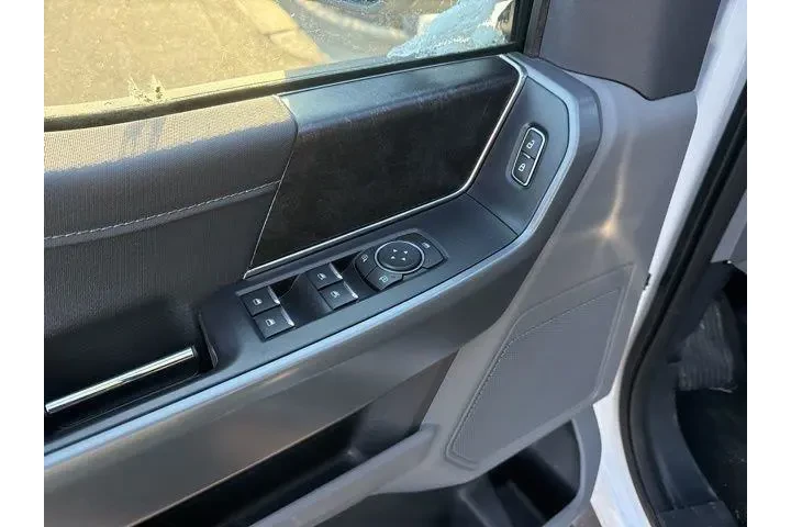 $39500 : Ford F-150 2022 4x4 XLT 4dr image 9