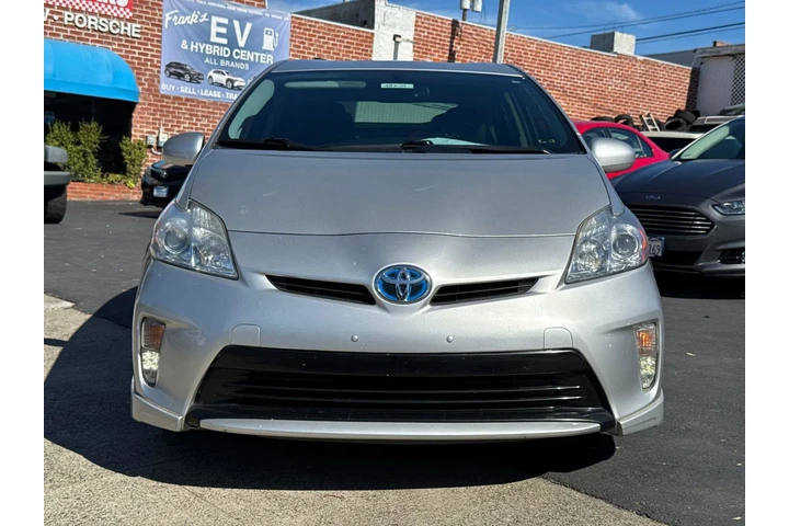 $8995 : Toyota Prius 2013 Four 4dr H image 3