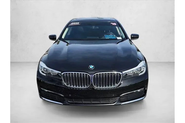 $17995 : BMW 7 Series 2018 AWD 740e x image 2