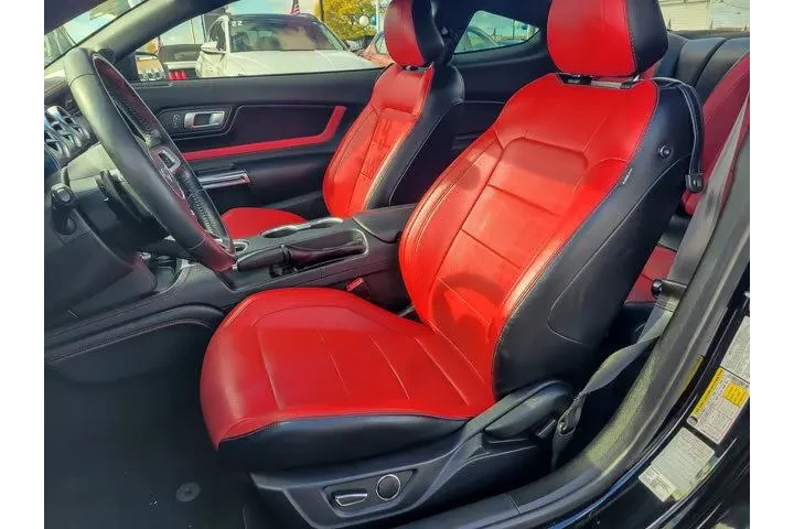 $23875 : Ford Mustang 2019 EcoBoost P image 10