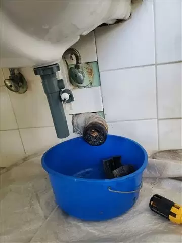 PLOMERO/Drenajes/Gas/Agua/Etc image 5