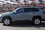 $26989 : RAV4 XLE thumbnail