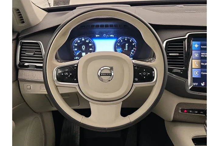 $37998 : Volvo XC90 2022 AWD T6 Inscr image 10