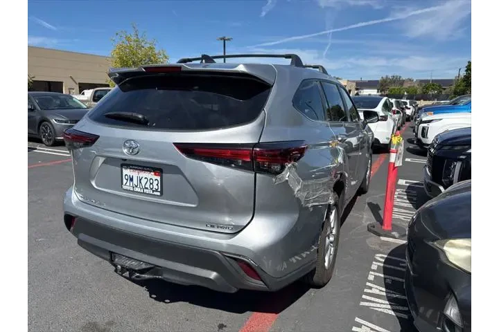 $36448 : Toyota Highlander 2024 AWD L image 3