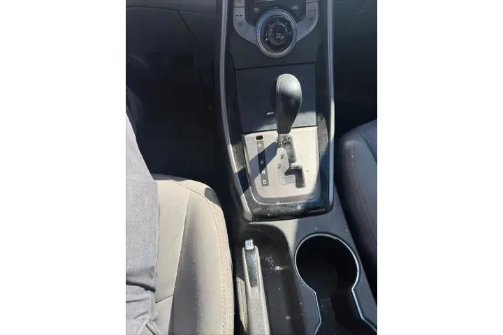 $8988 : Hyundai ELANTRA 2012 GLS 4dr image 9