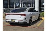 Kia K5 2023 GT-Line 4dr Seda thumbnail