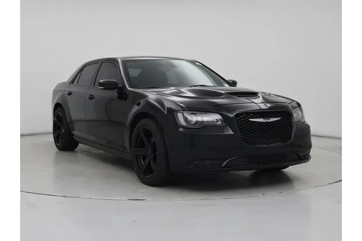 $25998 : Chrysler 300 2021 S V6 4dr S image 1