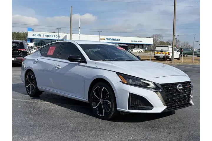 $23982 : Nissan Altima 2024 2.5 SR 4d image 7