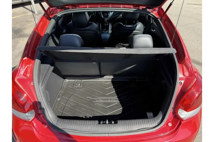 $9850 : 2016 Veloster image 5