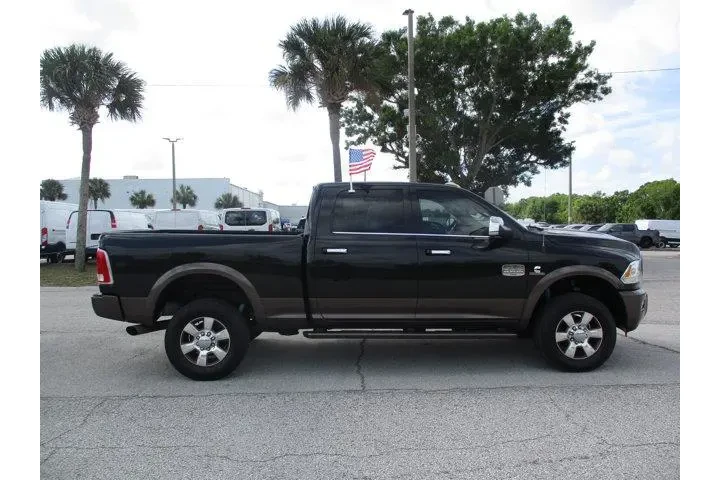 $39495 : Ram 2500 2018 4x4 Laramie Li image 8