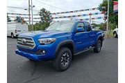 $27700 : 2017 Tacoma SR5 Access Cab V6 thumbnail