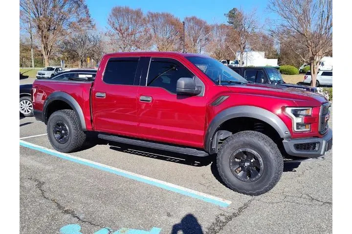 $38980 : Ford F-150 2017 4x4 Raptor 4 image 2
