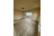 $2000 : Duplex en South Gate thumbnail