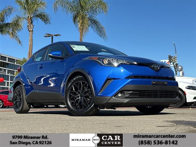 $18997 : 2019 C-HR LE image 2