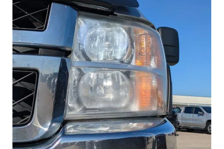 $13995 : Chevrolet Silverado 2500HD 2 image 9