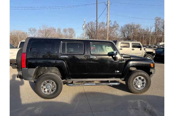 $10950 : 2007 HUMMER H3 Adventure image 5