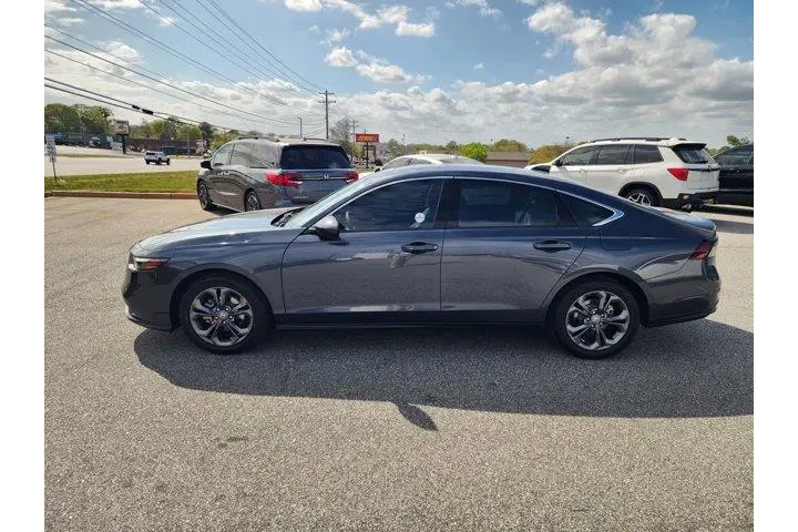 $25441 : Honda Accord 2023 EX 4dr Sed image 6