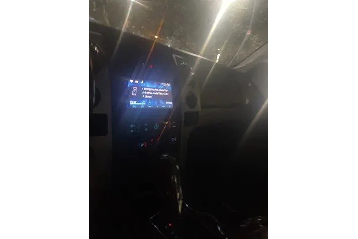 $8000 : Ford F-150 2010 4x2 XLT 4dr image 9