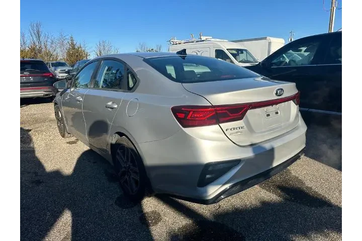 $10485 : Kia Forte 2019 S 4dr Sedan image 3