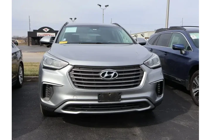 $9967 : Hyundai SANTA FE 2018 SE 4dr image 5