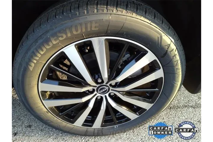 $37895 : Nissan Pathfinder 2024 Plati image 5