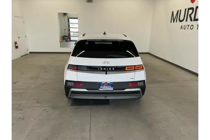 $37990 : Hyundai IONIQ 5 2025 AWD SE image 3