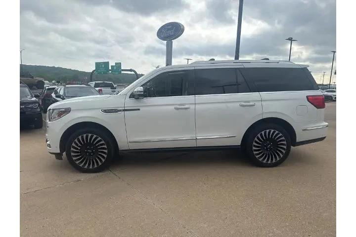 $34329 : Lincoln Navigator 2020 4x4 B image 5
