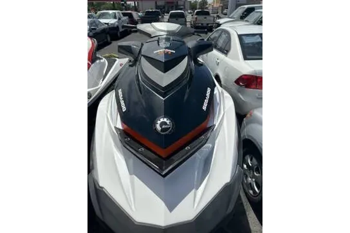 2011 Sea-Doo GTI 130 image 7