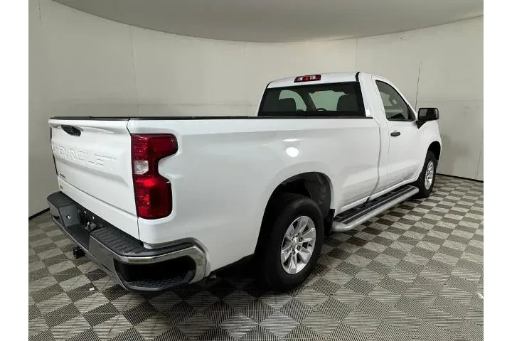 $28900 : Chevrolet Silverado 1500 202 image 3