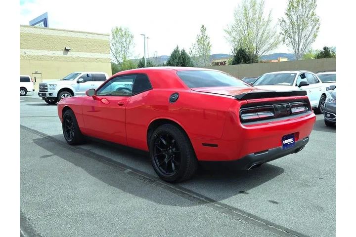 $15998 : Dodge Challenger 2016 SXT 2d image 7