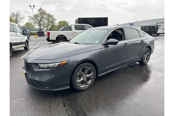 $25500 : Honda Accord 2023 EX 4dr Sed image 9