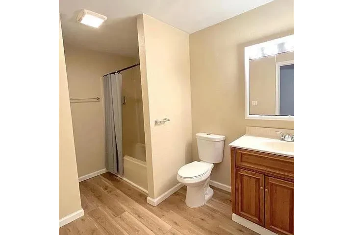 $1200 : House for rent image 1