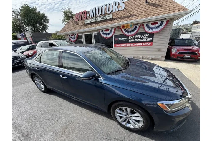 $8699 : 2020 Passat SE image 10