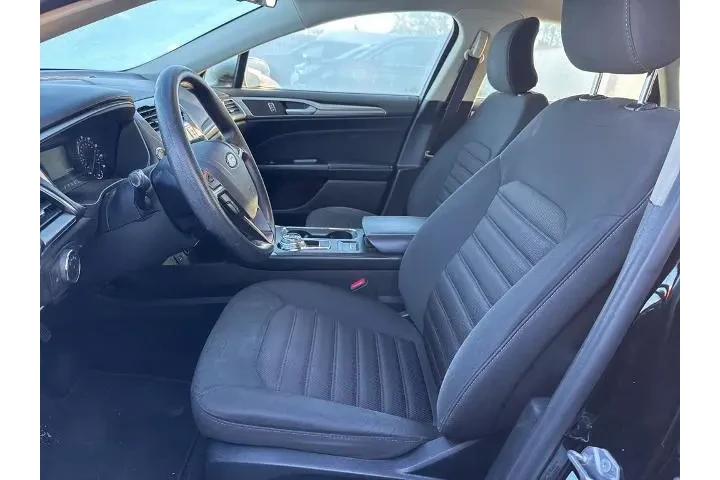 $13847 : Ford Fusion 2017 SE 4dr Seda image 5