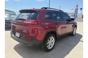 $8300 : 2016 Cherokee thumbnail