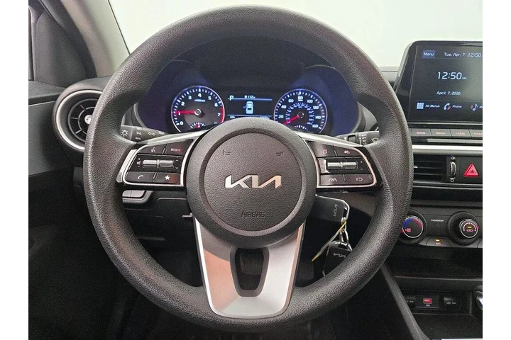 $17998 : Kia Forte 2022 LXS 4dr Sedan image 10