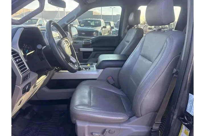$26000 : Ford F-150 2016 4x4 Lariat 4 image 10