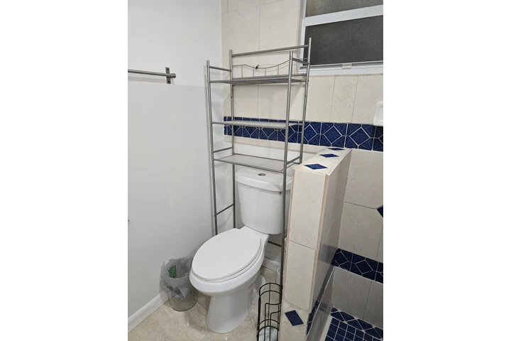 $1200 : RENTO EFFICIENCY (ESTUDIO) image 5