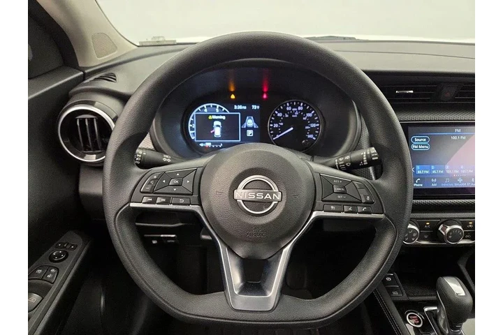 $20998 : Nissan Kicks 2024 SV 4dr Cro image 10