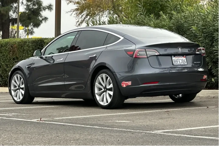 $20312 : Tesla Model 3 2018 AWD Perfo image 6