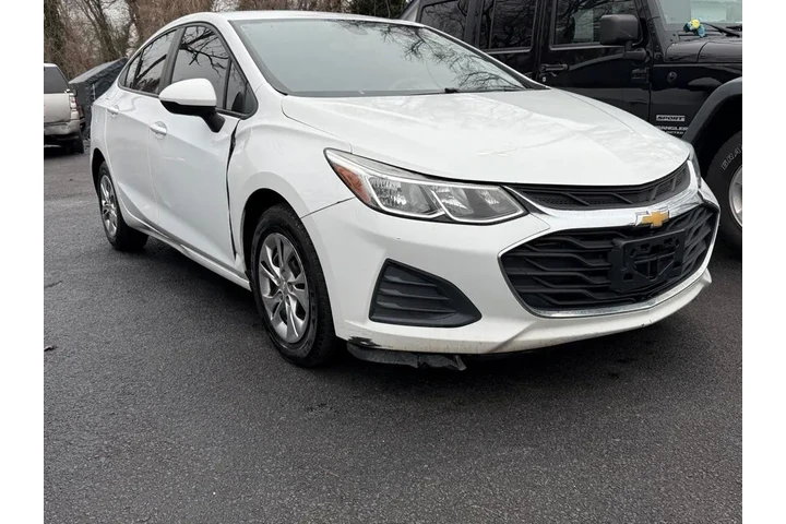$8280 : 2019 Cruze image 4