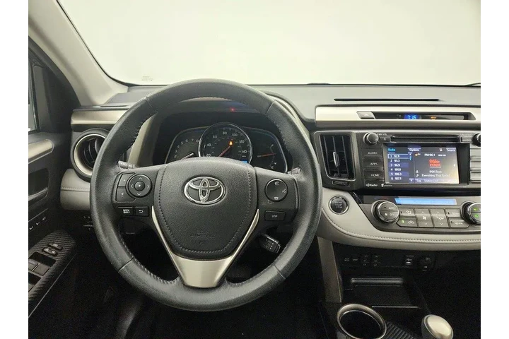 $19998 : Toyota RAV4 2015 Limited 4dr image 10