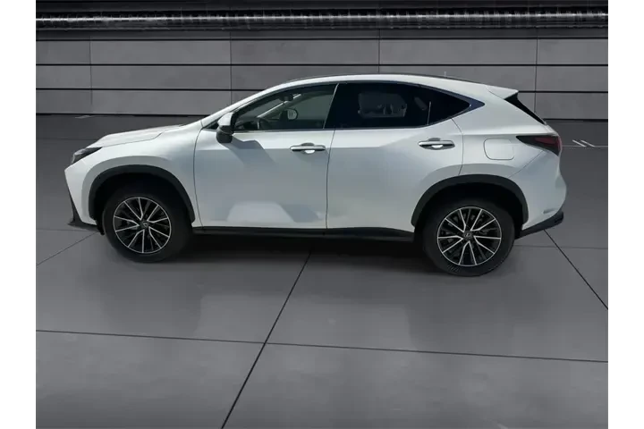 $39588 : Lexus NX 250 2024 Premium 4d image 5