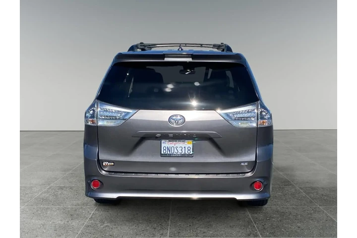 $31951 : Toyota Sienna 2020 SE 8-Pass image 5