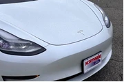 $23977 : Tesla Model 3 2022 AWD Perfo thumbnail