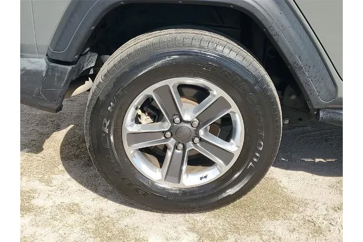 $28399 : Jeep Wrangler Unlimited 2021 image 7