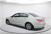 $8599 : Pre-Owned 2010 Accord EX-L 3.5 thumbnail