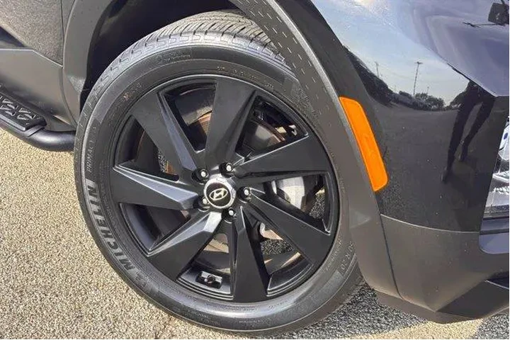 $26977 : Hyundai SANTA CRUZ 2023 AWD image 2