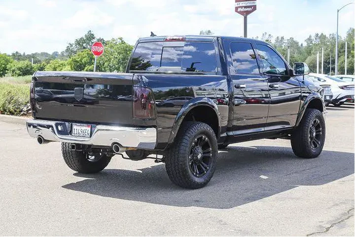 $28992 : Ram 1500 2018 4x4 Laramie 4d image 5